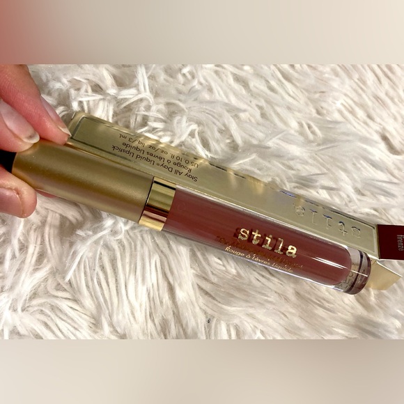 Stila - Liquid Lipstick - Picture 3 of 10
